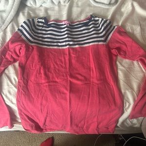 Lilly Pulitzer sweater. Women’s XL. Gently worn condition.